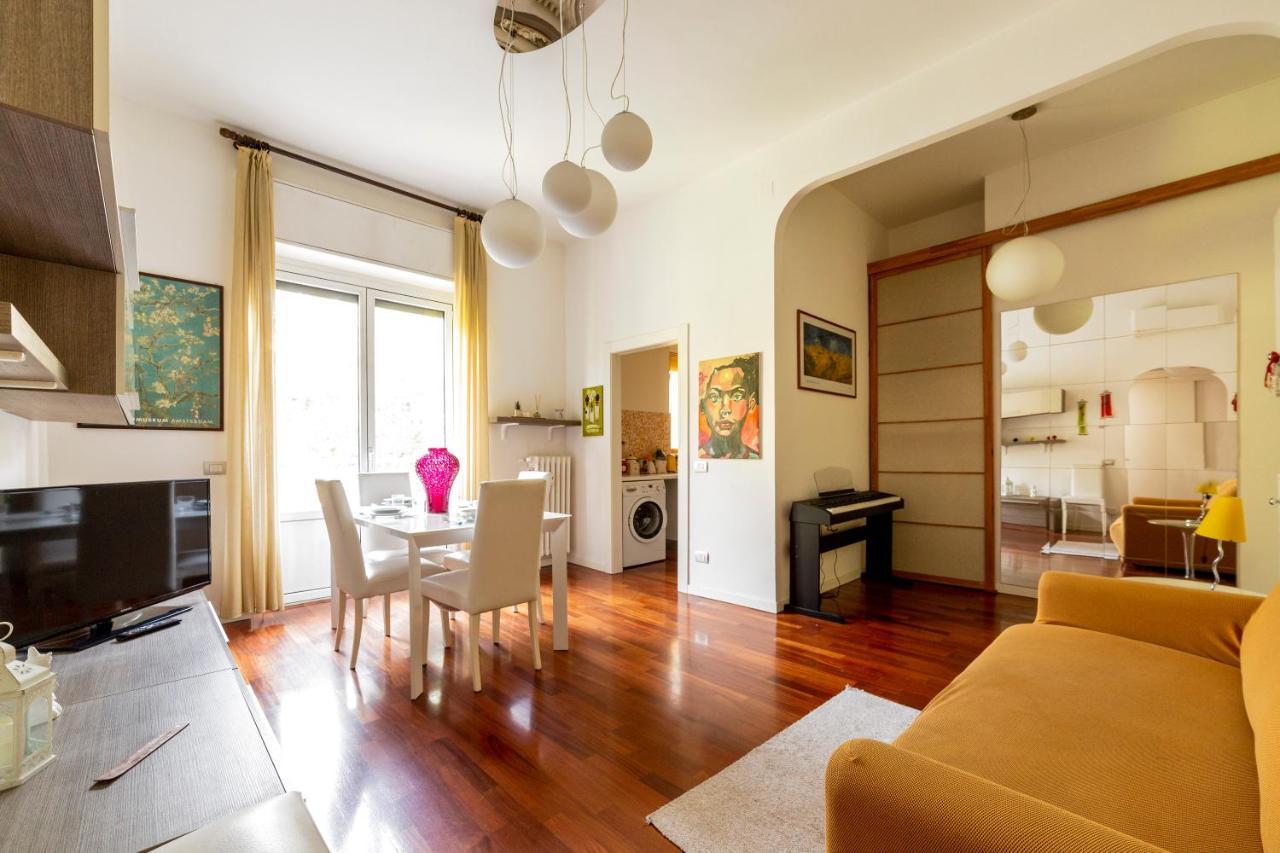 Milano Calvairate Balcony Apt Exterior foto