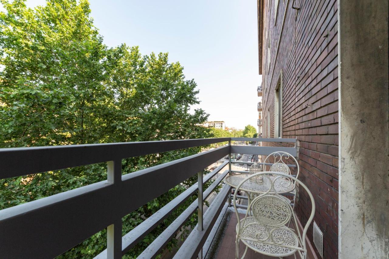 Milano Calvairate Balcony Apt Exterior foto